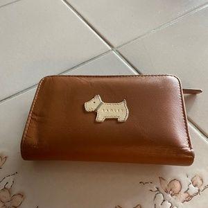 Easley London bi-fold women’s wallet / credit card holder